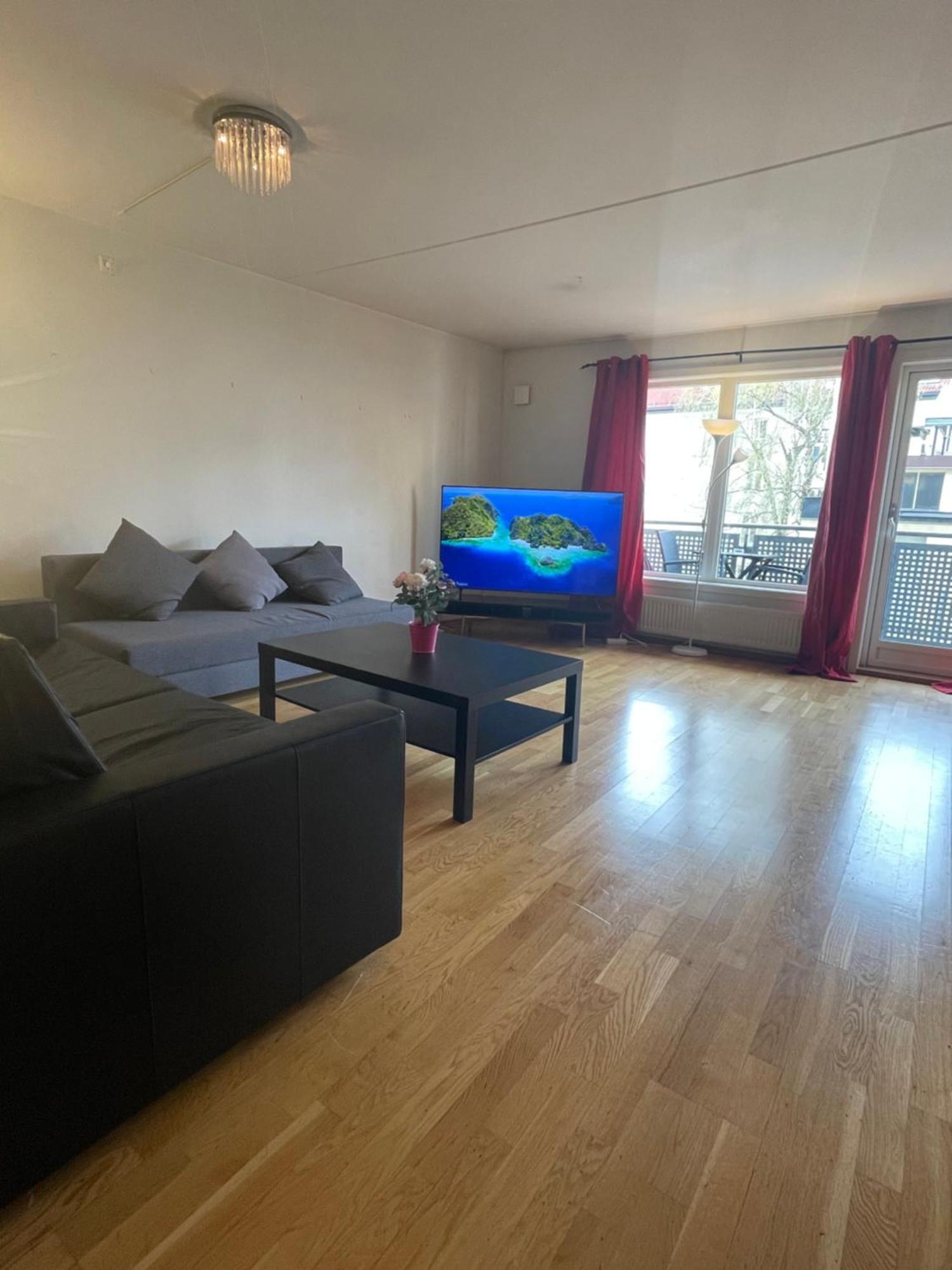 Apartamento M5 Center Oslo, 110 Mt, 3 Bedrooms, 2 Toilette, 120 Mt *