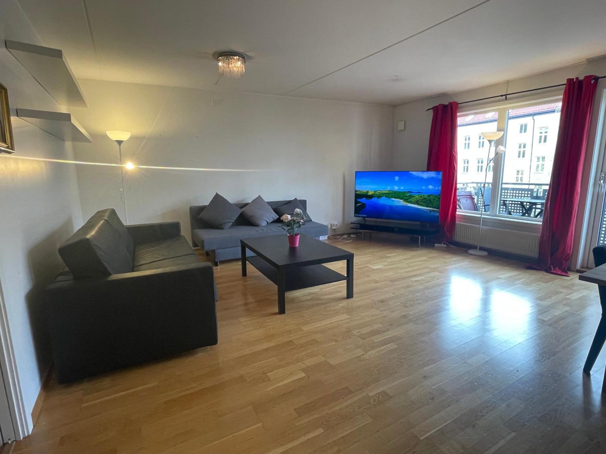 Apartamento M5 Center Oslo, 110 Mt, 3 Bedrooms, 2 Toilette, 120 Mt *